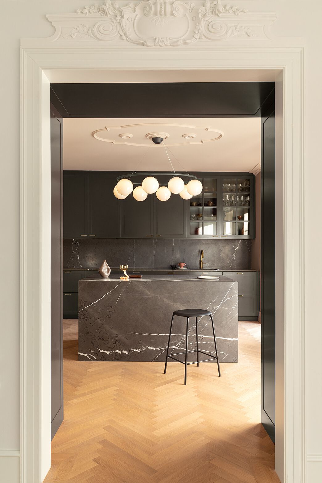 Опаловое стекло светодиодный подвесной светильник Nuura Miira ARCH-00097653 - Вид №4