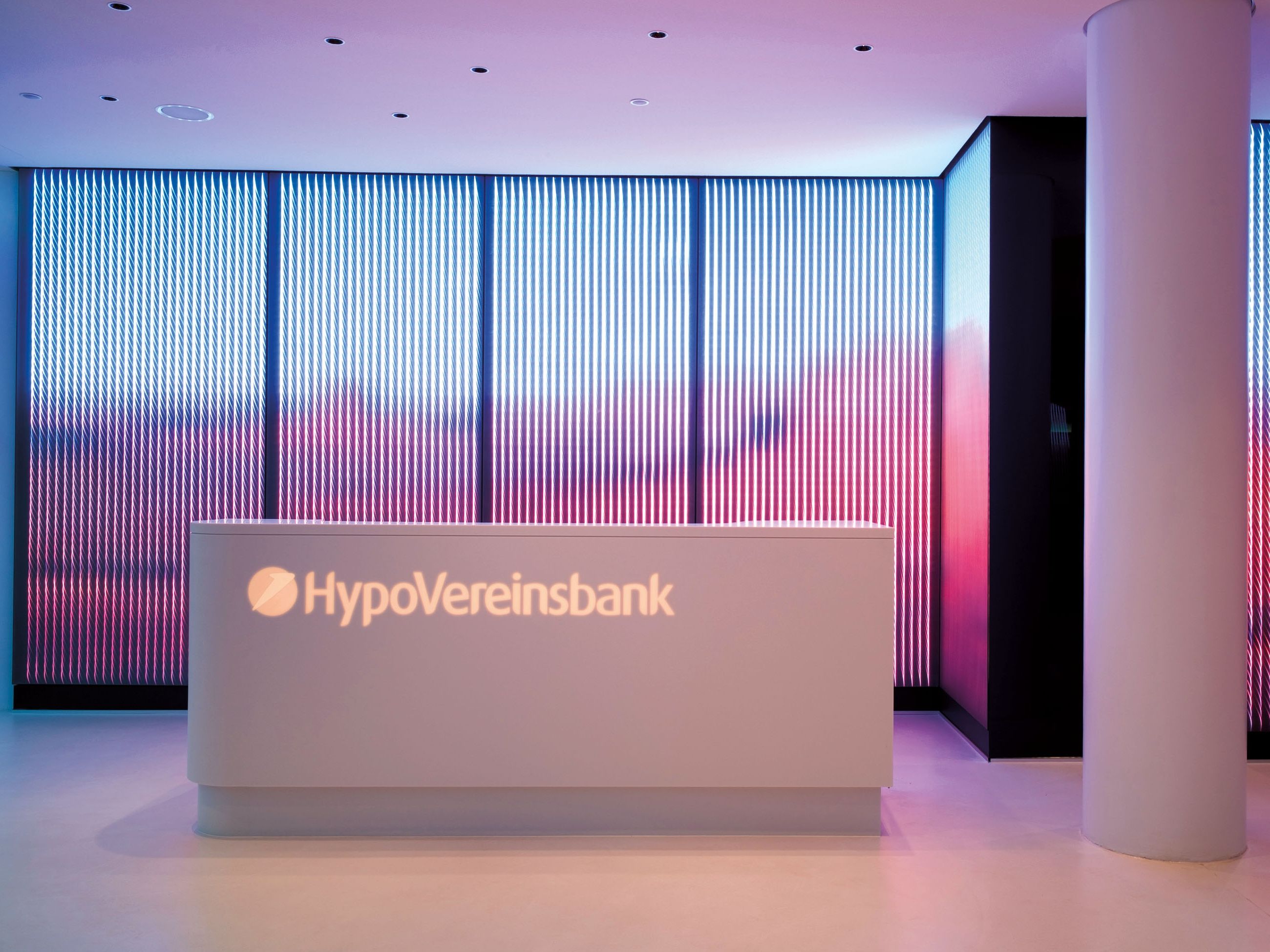 Крытая полимерная стена с подсветкой BARRISOL BARRISOL® ELT3D ARCH-00042183 - Вид №1