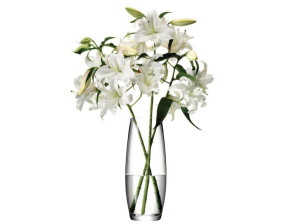 ВАЗа ручной работы из дутого стекла