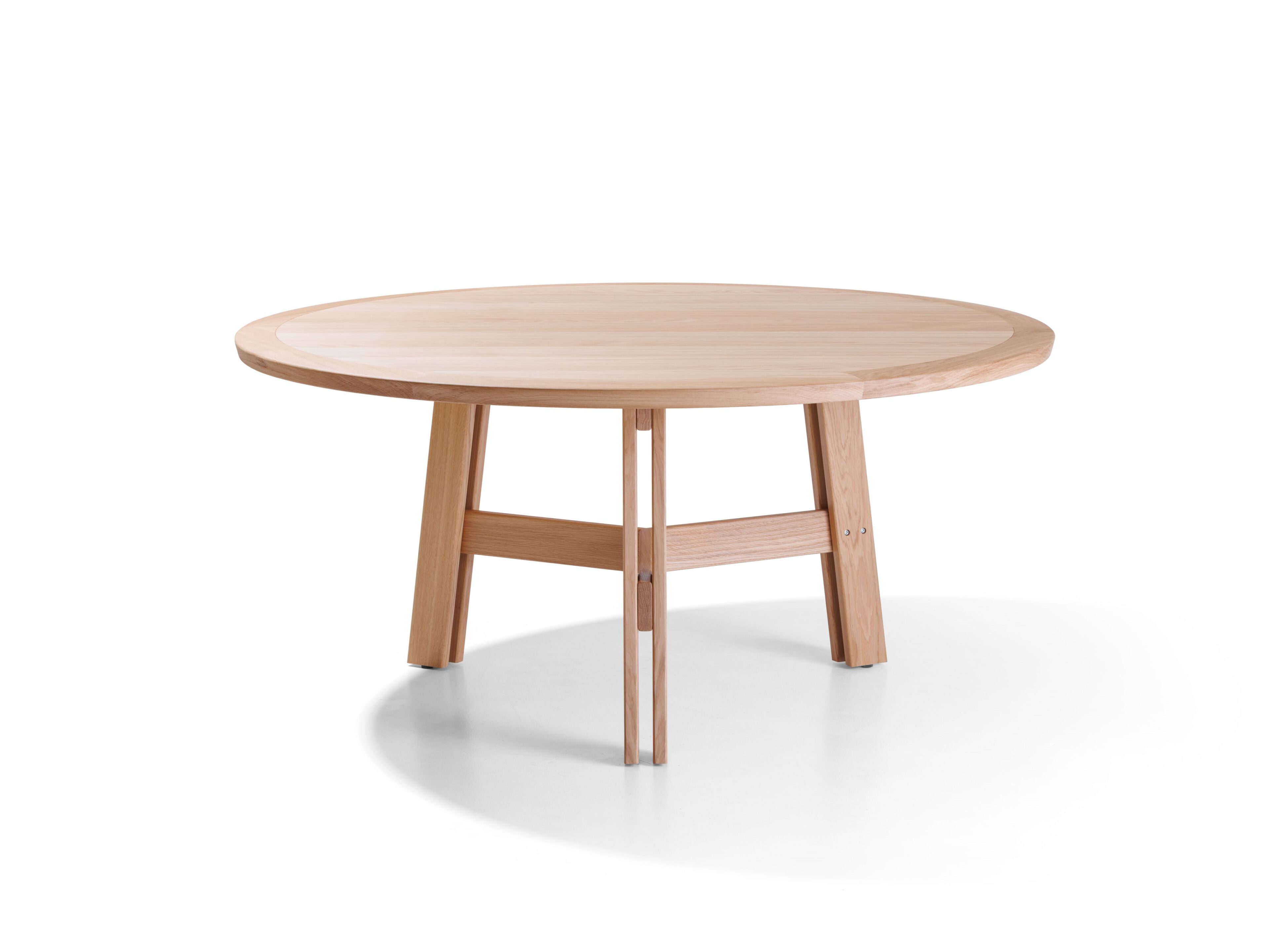 Круглый обеденный стол из массива дерева True Design ZUEL ARCH-00065887