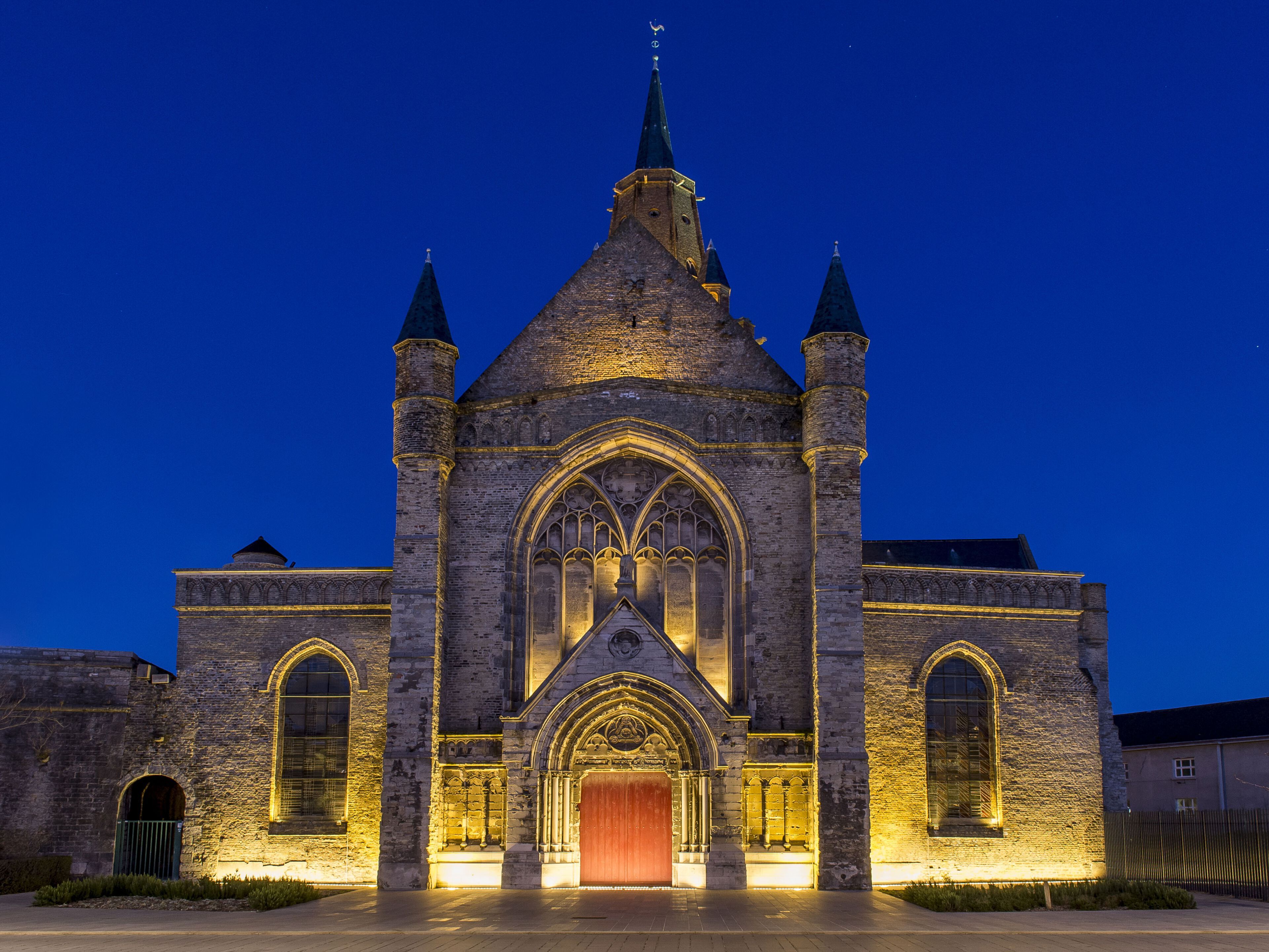 Алюминиевый профиль линейного освещения пола Platek Mini Corniche ARCH-00129351 - Вид №1