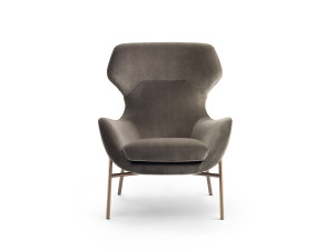 Кресло с высокой спинкой