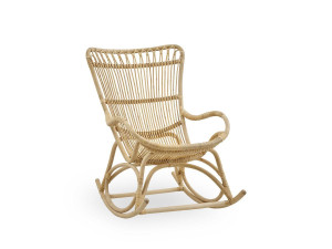 Кресло-качалка из ротанга с подлокотниками