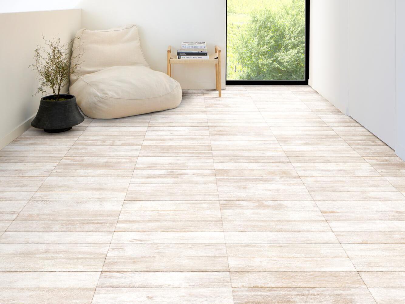 Нескользящий пол из переработанного ПВХ с эффектом дерева BEAUFLOR Сумерки ARCH-00095027