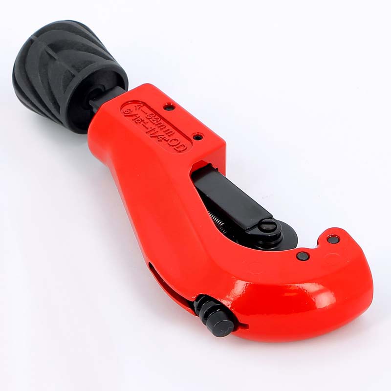 Резак для металлопластиковых труб круговой с фаскоснимателем TIEMME 0-32мм 0340032 - Вид №3