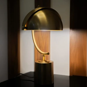 Настольная лампа Camelion Sunny в бронзовом исполнении для спальни 89413700