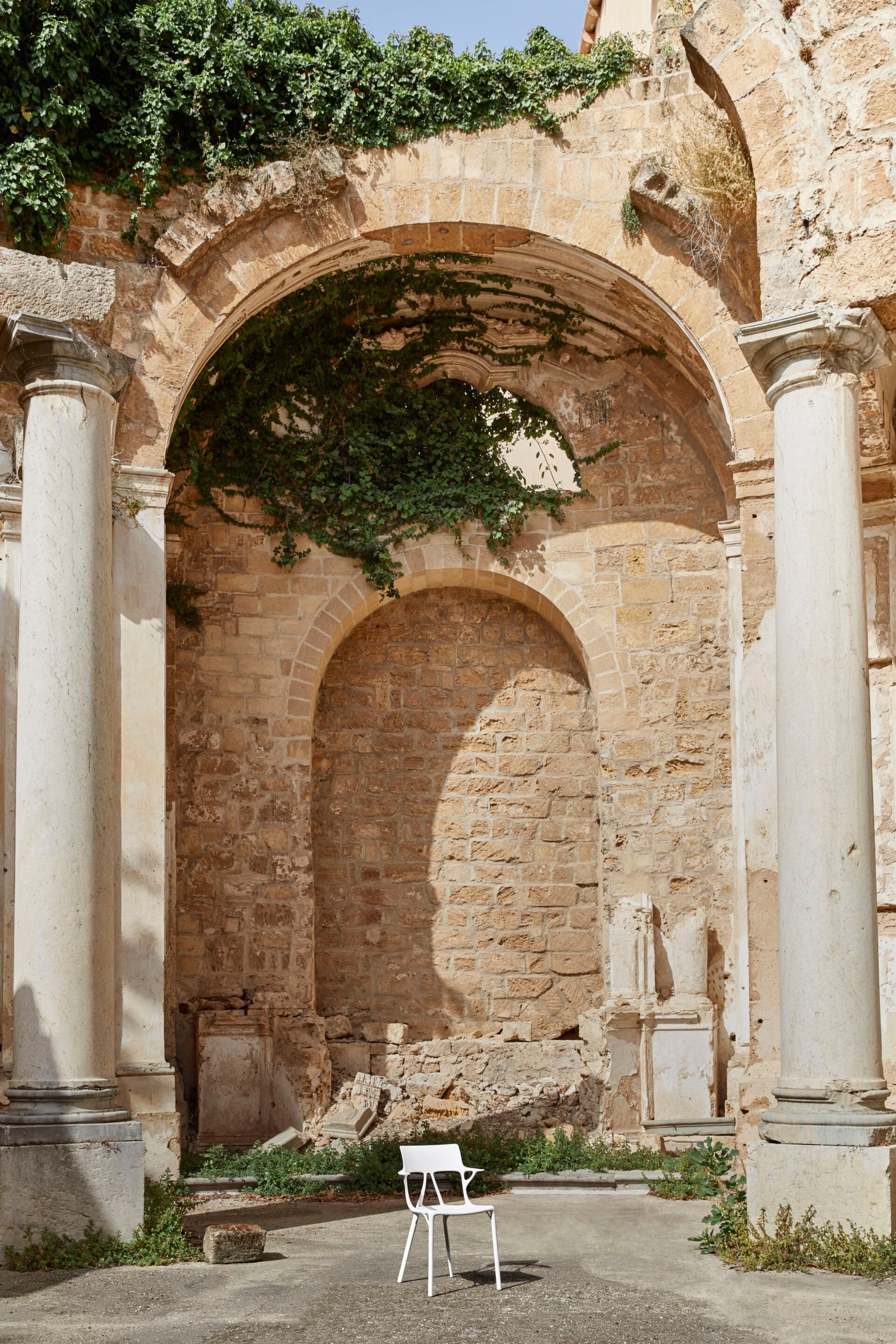 Стул из переработанного инженерного пластика с подлокотниками Kartell A. I ARCH-00030054 - Вид №22