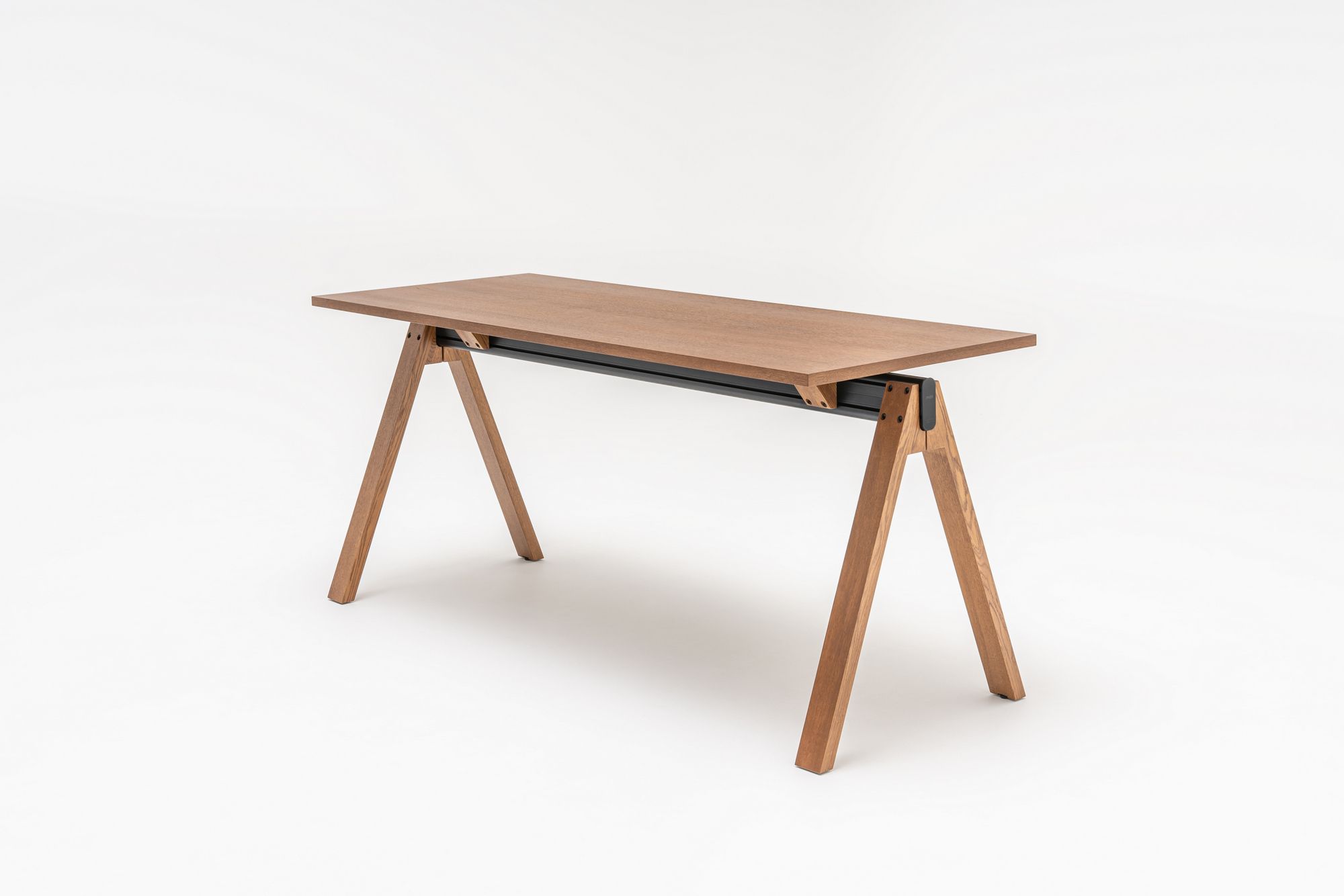 Высокий деревянный прямоугольный стол для совещаний MDD Viga ARCH-00038341 - Вид №3