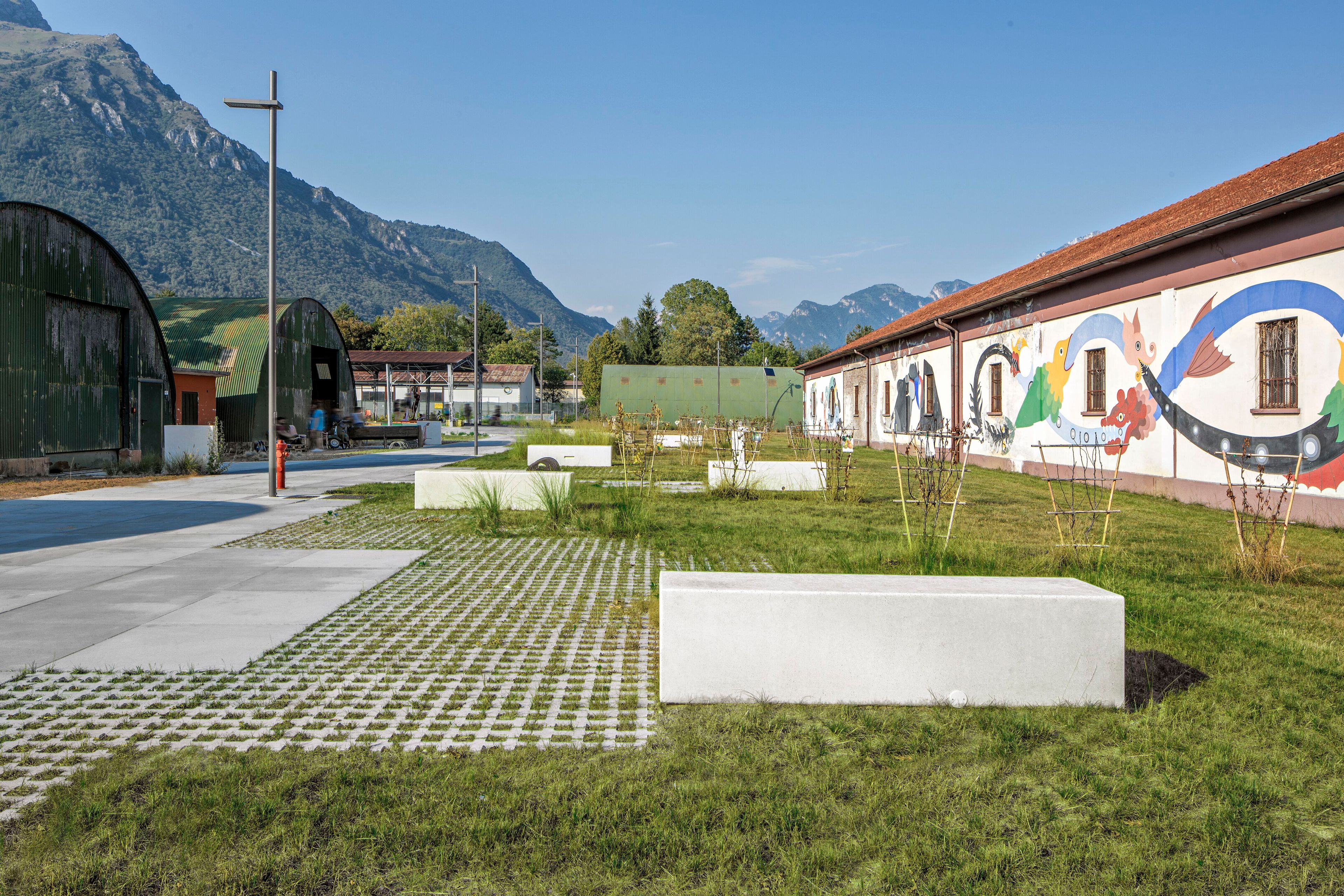 Бетонная секционная скамья FAVARO1 Via Veneto ARCH-00106463 - Вид №1