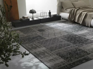 Ковер из ткани прямоугольной формы с рисунком