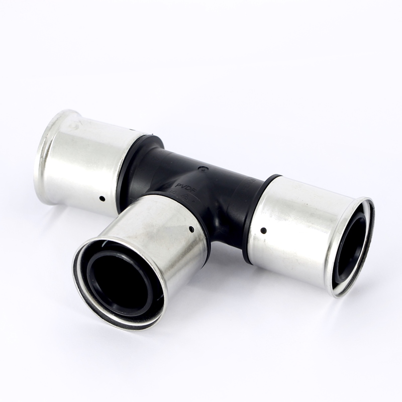 Тройник пресс PVDF HENCO 40х40х40 9PK404040