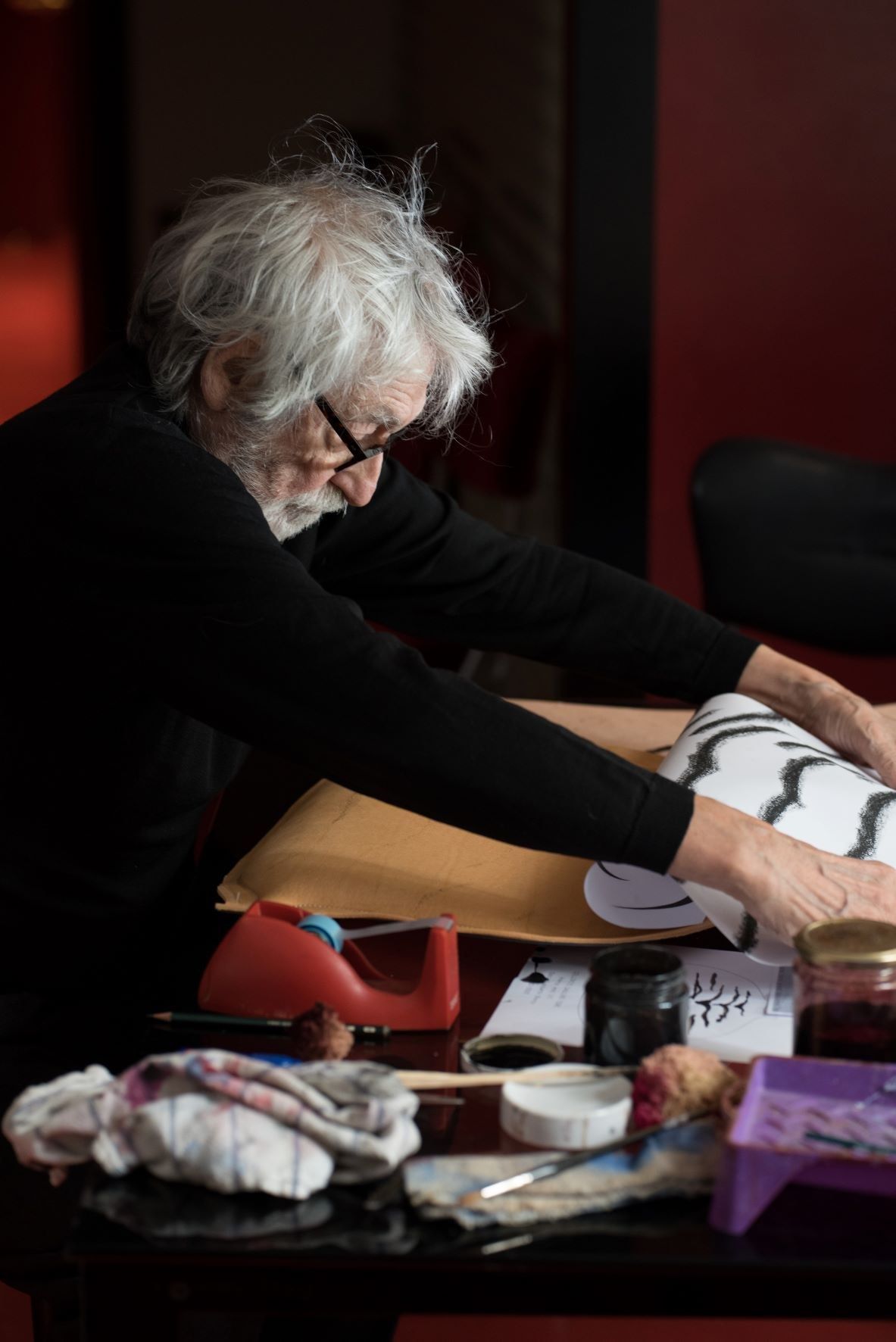 Стул из ясеня с подлокотниками и встроенной подушкой BD Barcelona Гаулино ARCH-00065731 - Вид №7