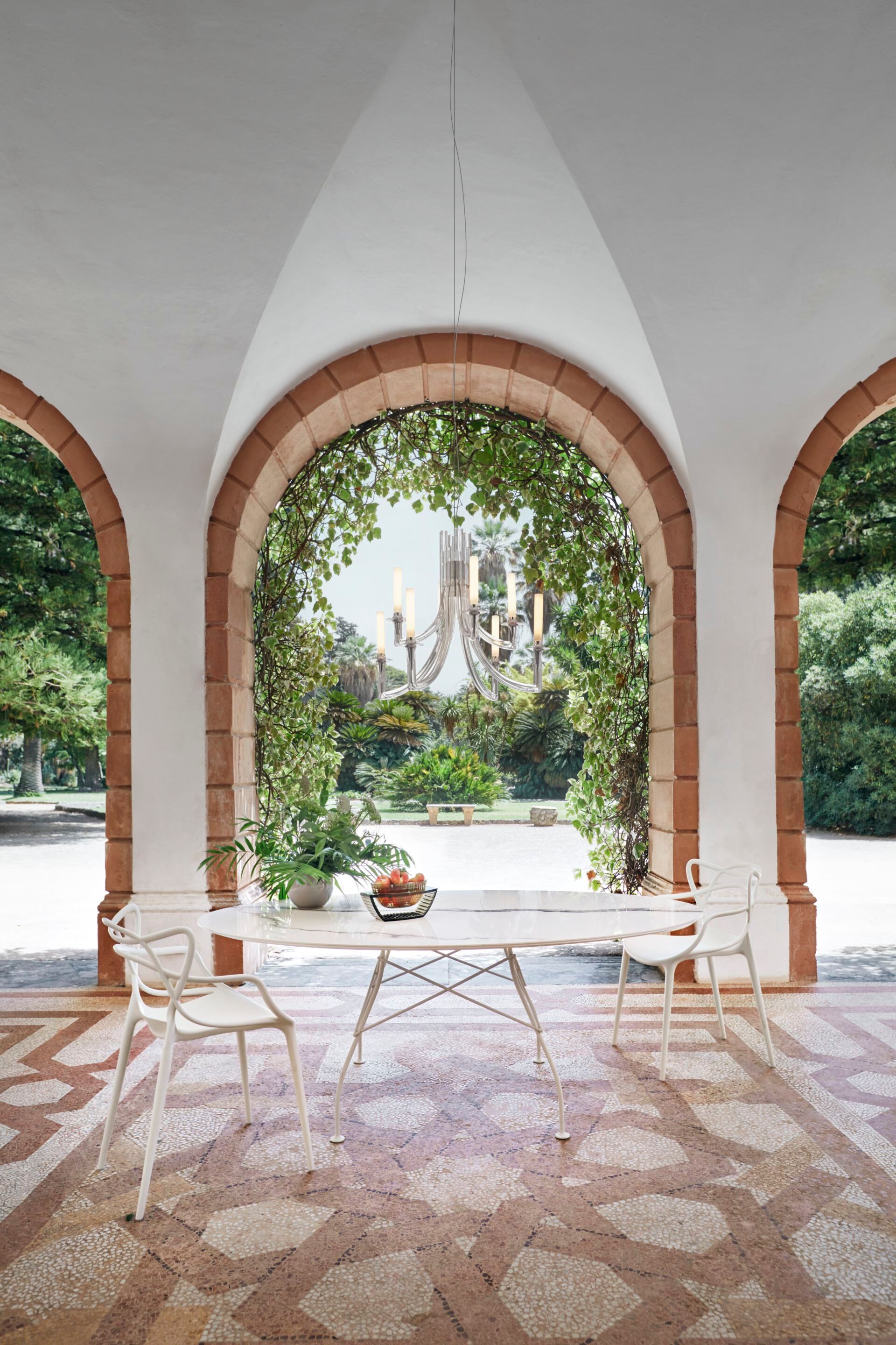 Светодиодный подвесной светильник из инженерного пластика Kartell KHAN ARCH-00016584 - Вид №2