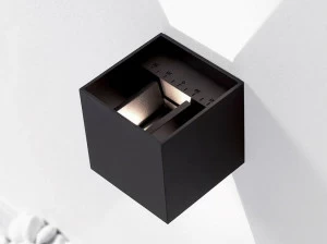 HER Настенный светодиодный светильник для улицы с регулируемым прямым и отраженным светом  Ex043