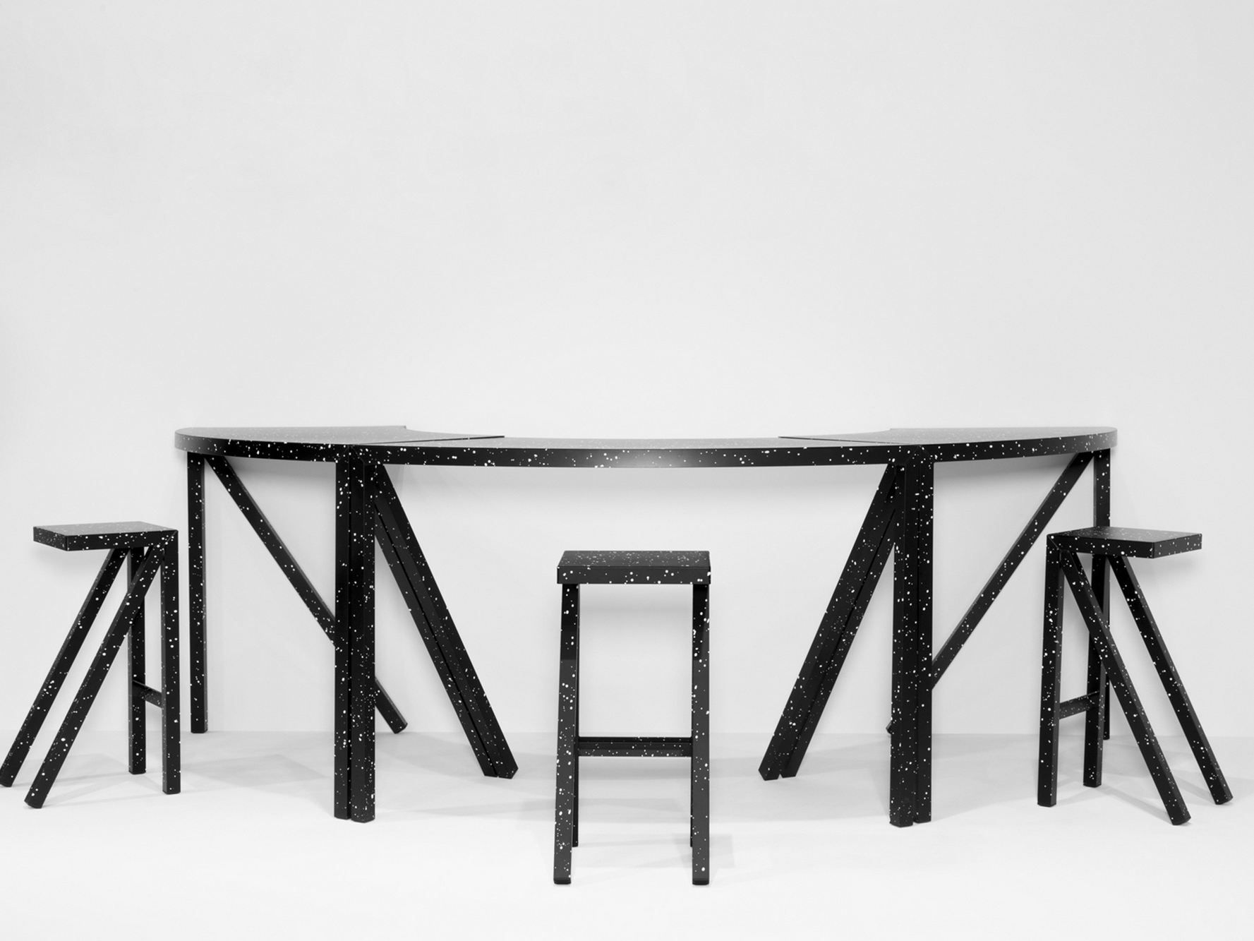 Высокий круглый настенный стол Magis Bureaurama ARCH-00096287