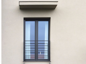 Деревянные–алюминиевые распашные двери-окна