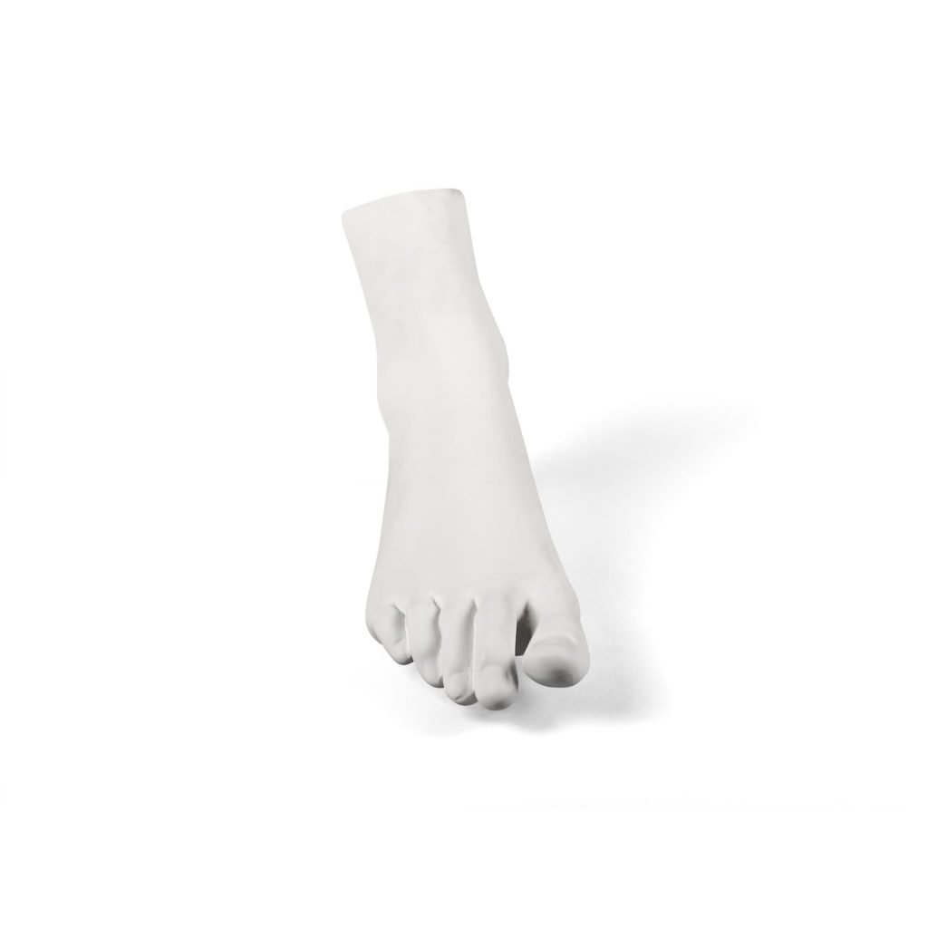 Статуэтка декоративная фарфоровая 21х36 см белая Memorabilia Mvsevm Female Foot SELETTI  00-3883228 Белый  - Вид №1