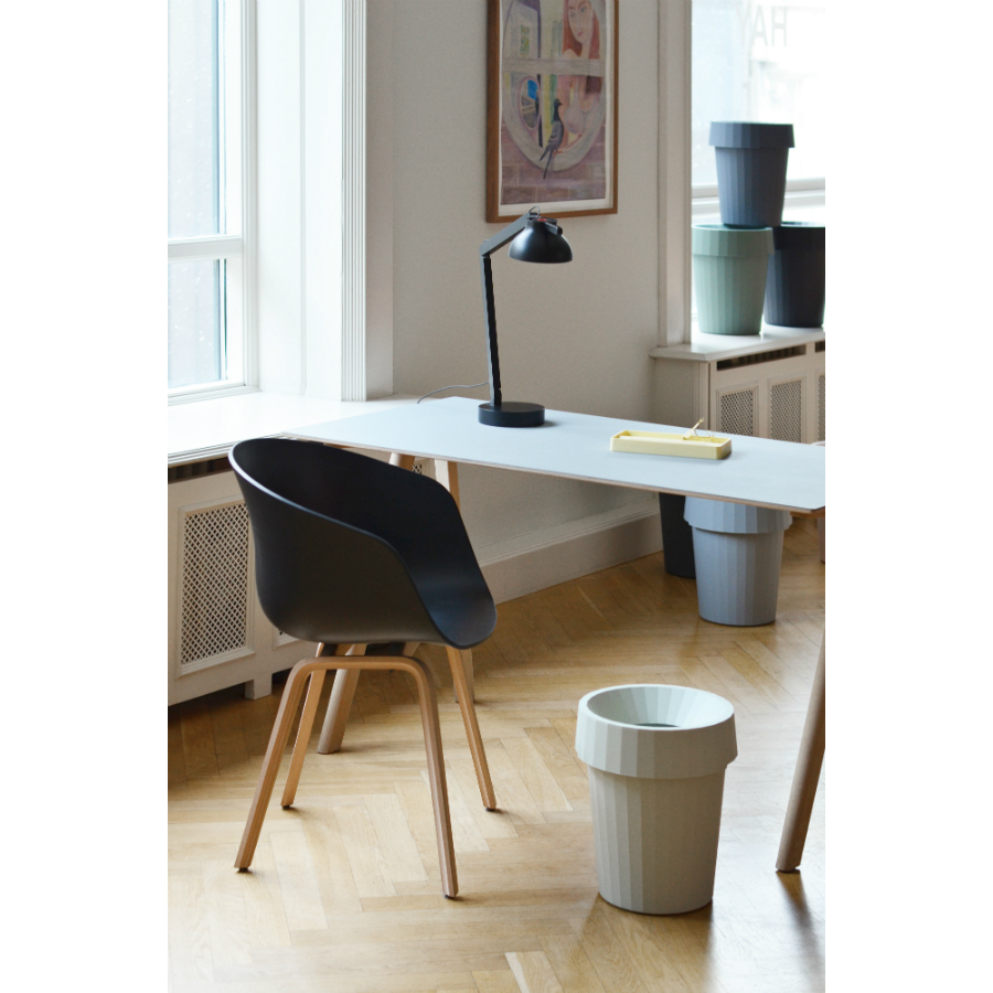 Стул AAC22 мягкий, черный с черными ножками Hay 222222130 - Вид №2