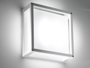 Настенный и потолочный светильник для наружного освещения