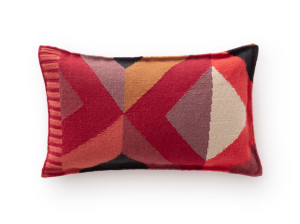Съемная шерстяная подушка с геометрическим рисунком
