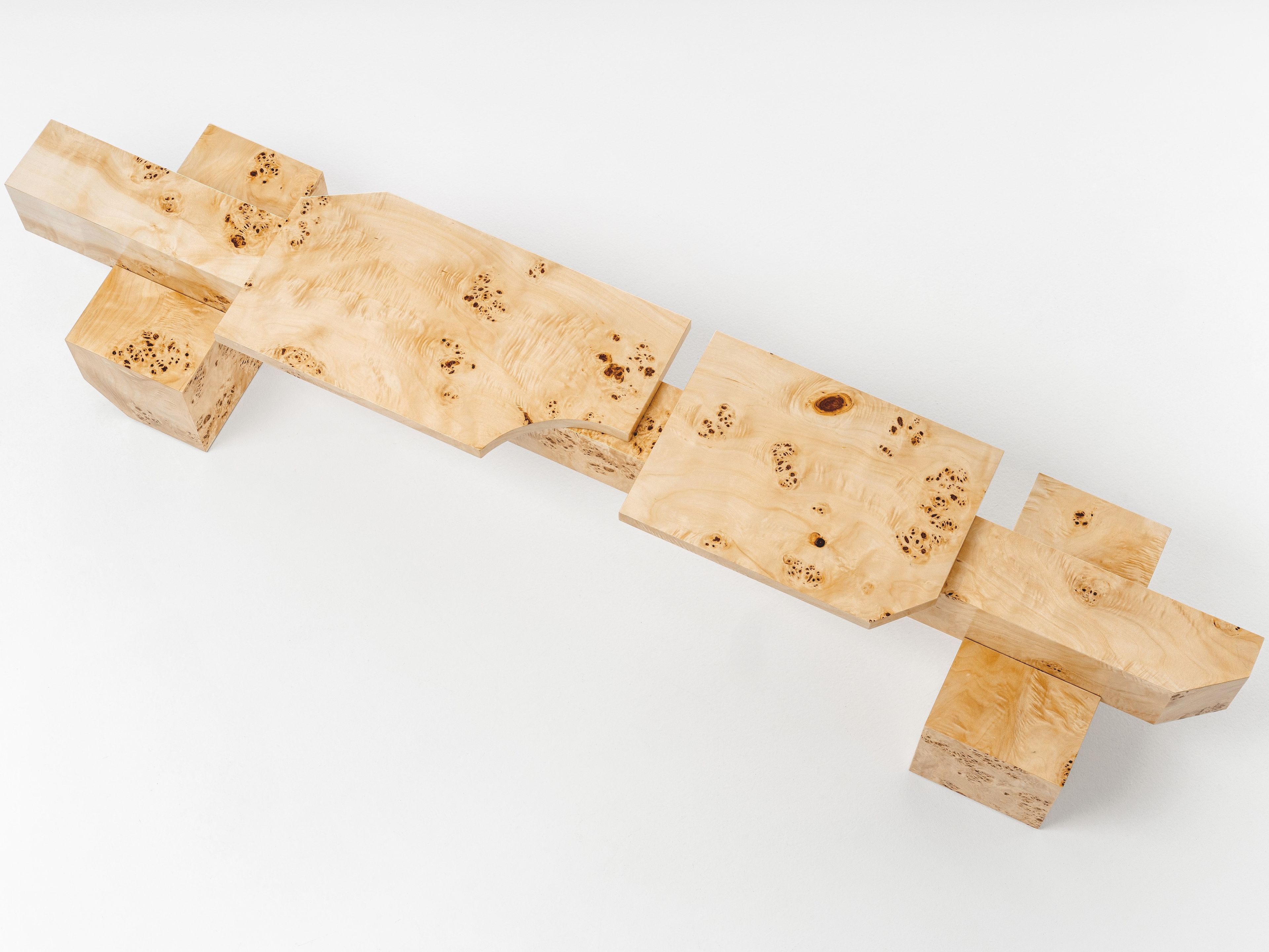 Скамья из тополя Movimento Gallery sashaxsasha ARCH-00020598