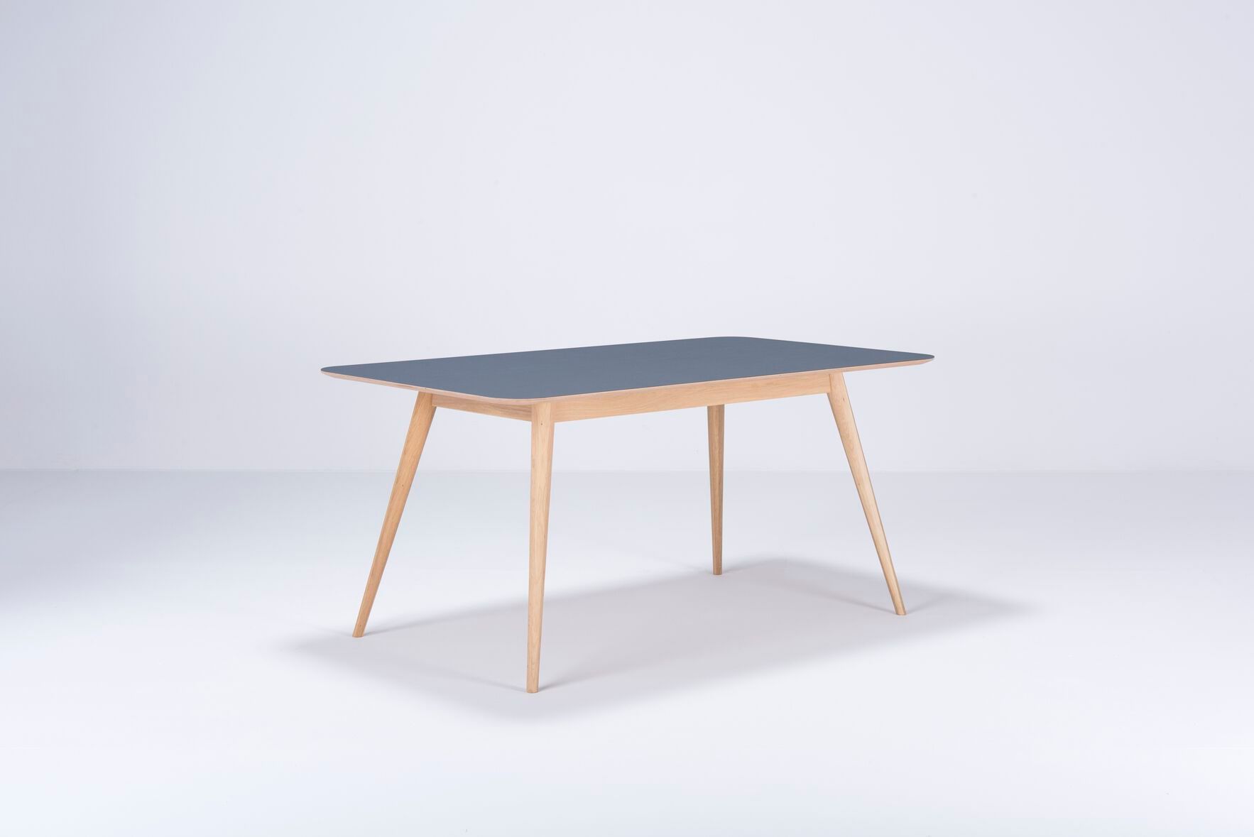 Прямоугольный дубовый стол Gazzda Stafa ARCH-00109634 - Вид №9