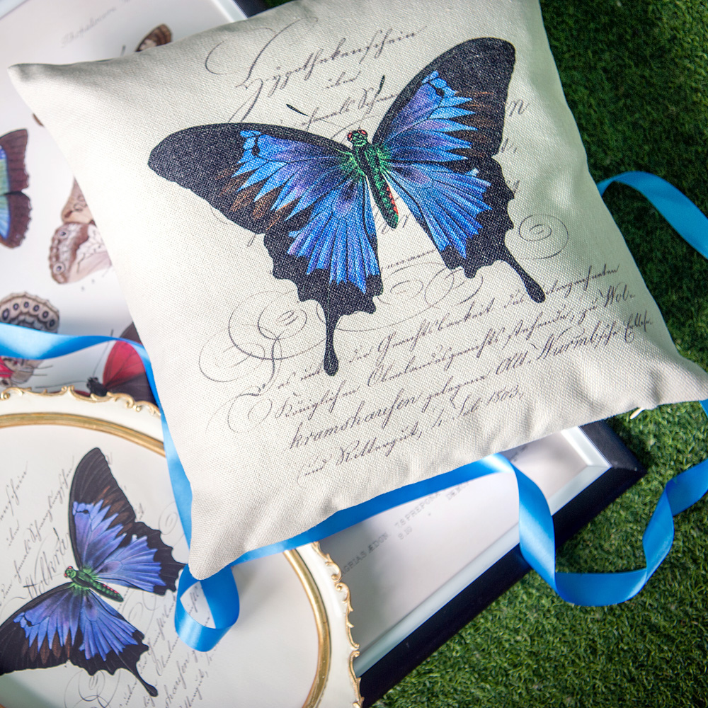 3112346 Интерьерная подушка «Мисс Улисс» Object Desire  - Вид №3