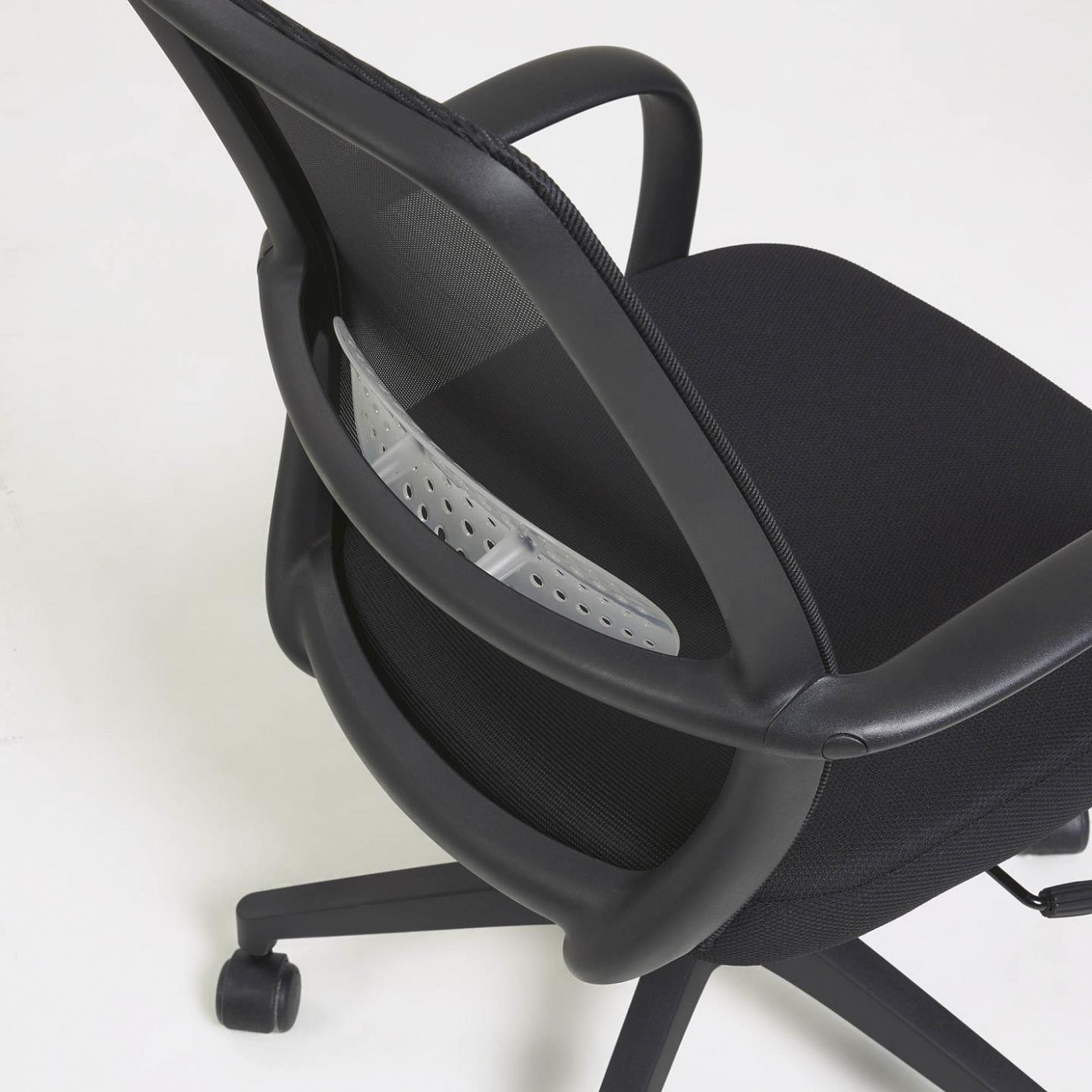 093338 Офисное кресло в черном цвете La Forma Melva  - Вид №2