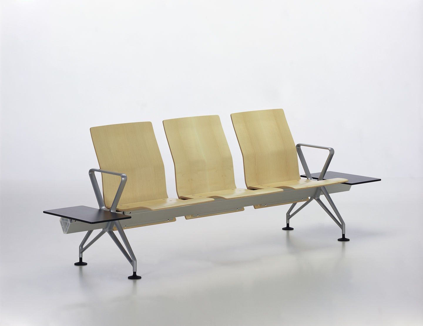 Сиденье на перекладине из фанеры с подлокотниками VITRA AIRLINE ARCH-00049226 - Вид №2