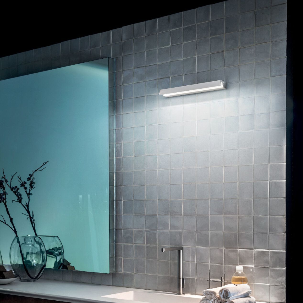 Алюминиевый светодиодный настенный светильник Linea Light Group Хафпайп ARCH-00050469 - Вид №4