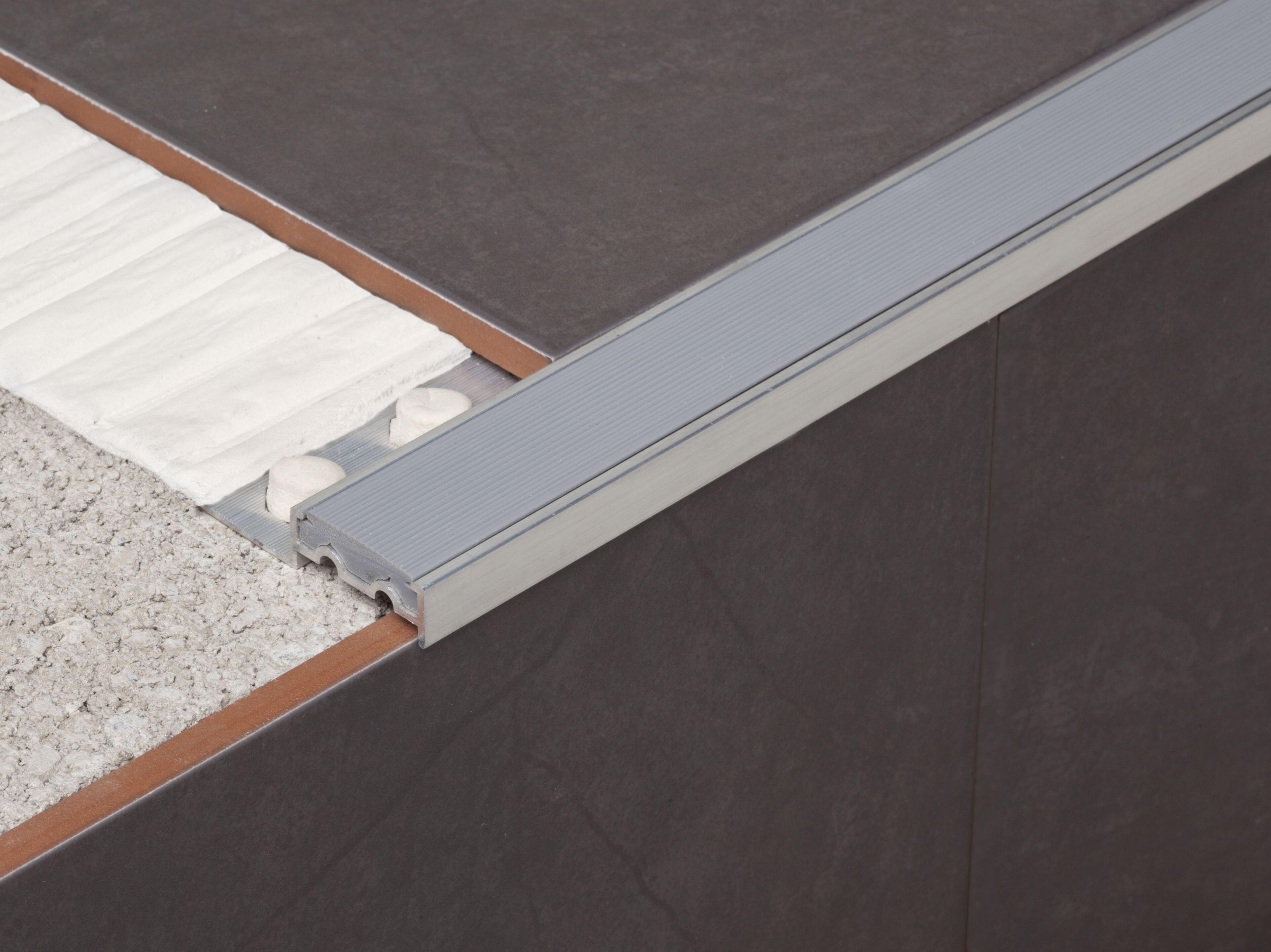 Алюминиевый профиль paragradine EMAC Italia Novopeldaño® ARCH-00104645