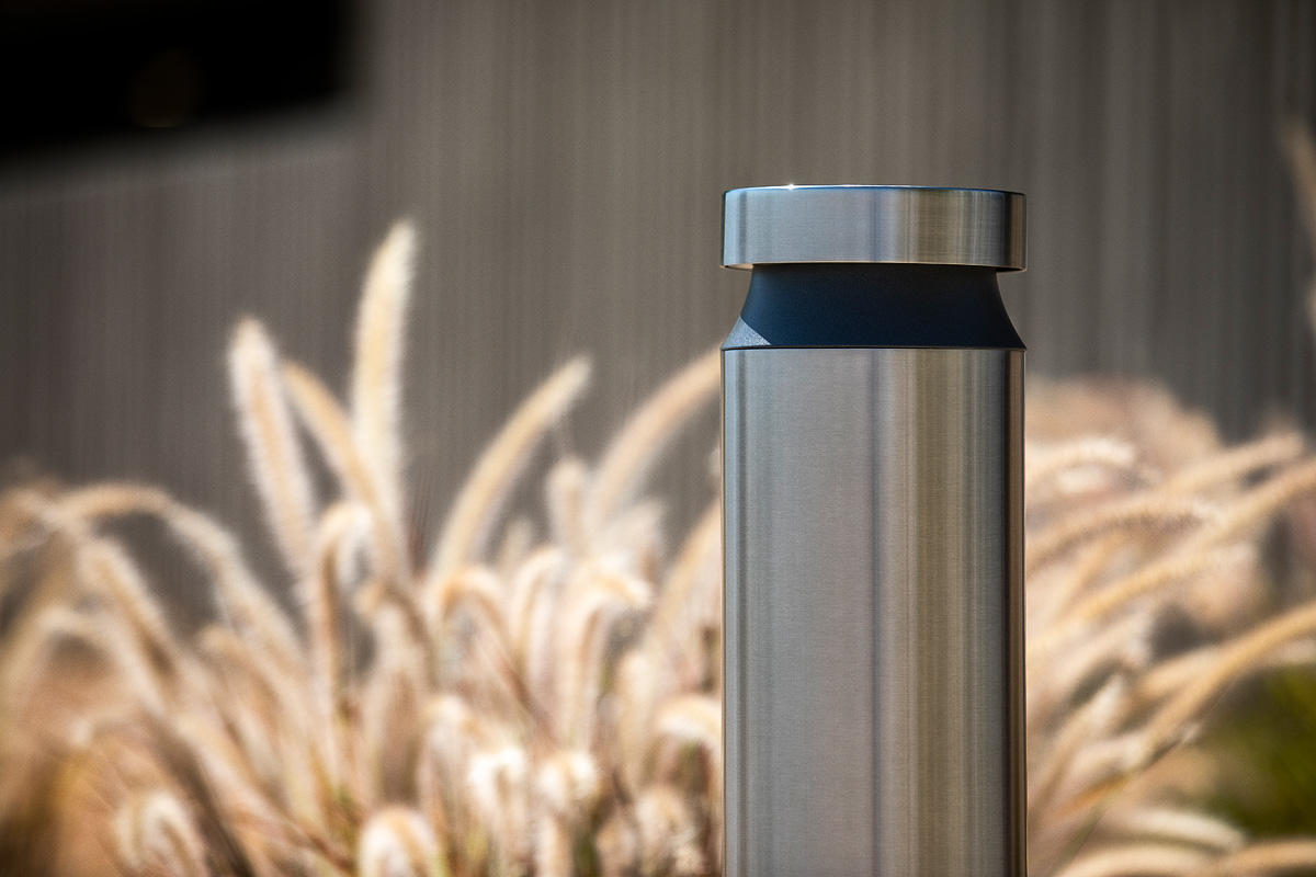 FSRT241 Столбик Helio, серия 600  Forms-surfaces  - Вид №11