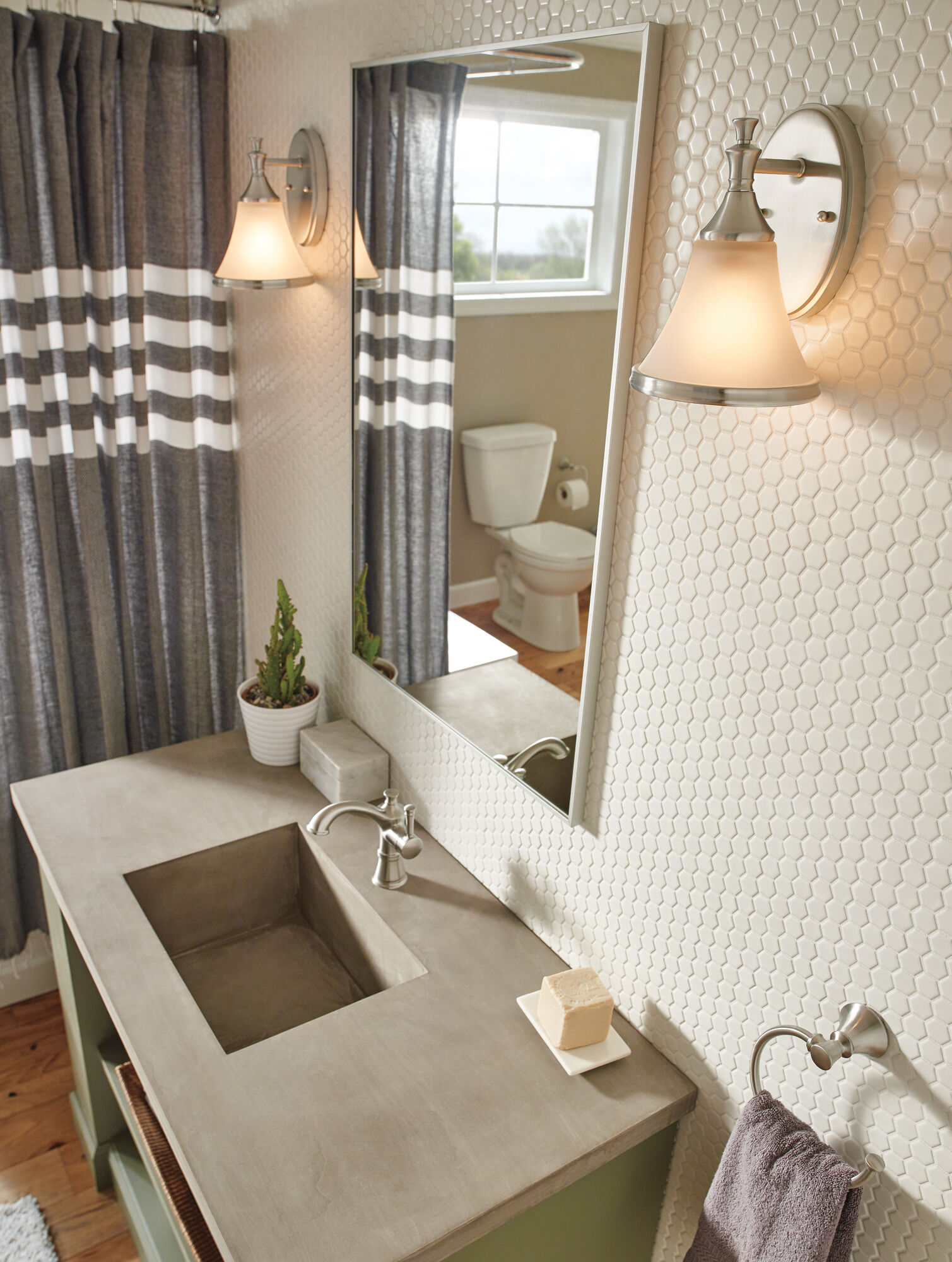 15757LF-SP Смеситель Centerset с одной ручкой Delta Faucet Valdosta Матовый никель Spotshield  - Вид №5