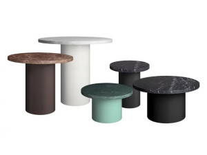 Круглый металлический журнальный столик с столешницей из натурального камня