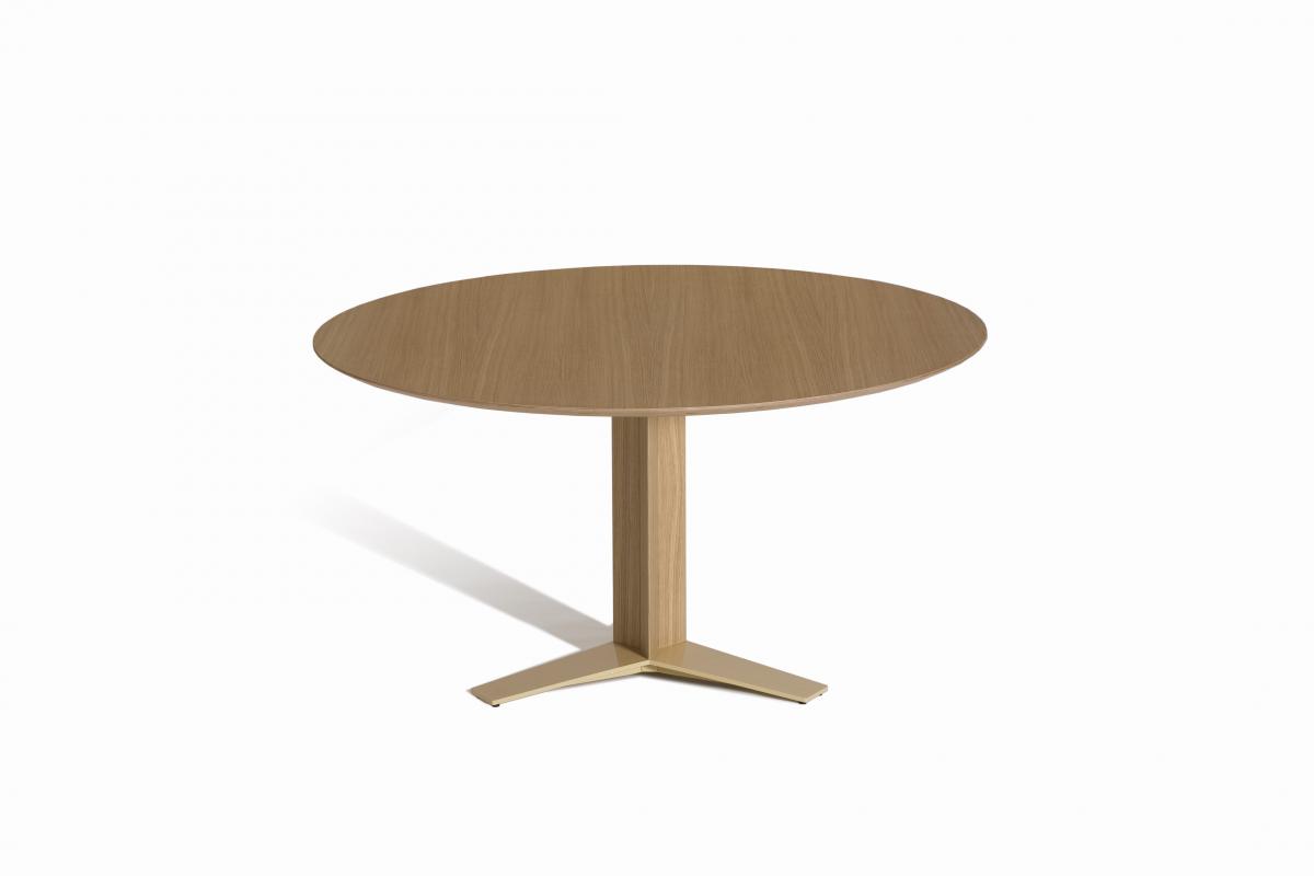 088003 Стол LR из Дуба Capdell Tri-Star