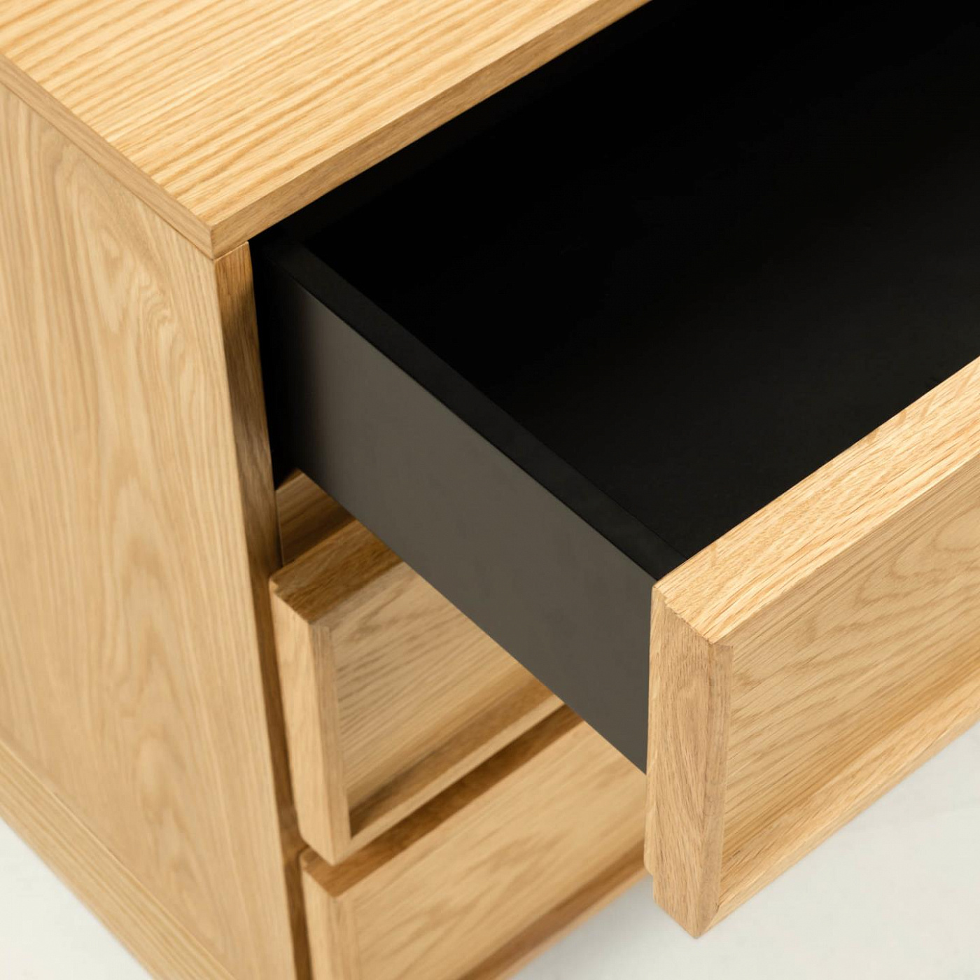 085501 Комод TAIANA ARKIT 3 ящика, дуб La Forma Taiana 