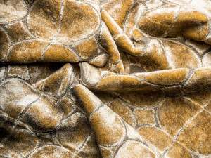 Жаккардовая ткань из вискозы, хлопка и ацетата