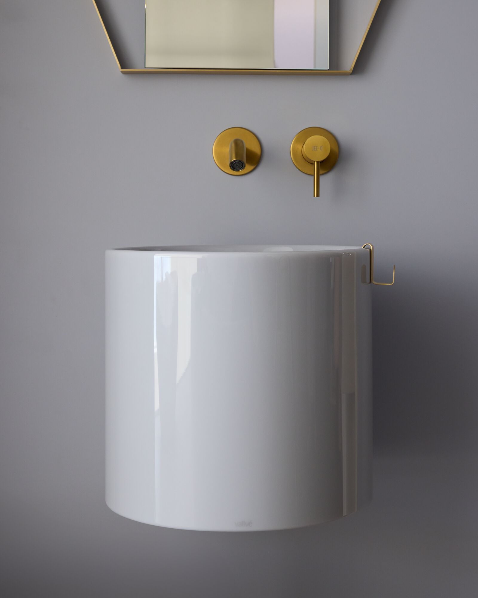 Смоляная подвесная ручная мойка Vallvé VEXO ARCH-00079965 - Вид №1