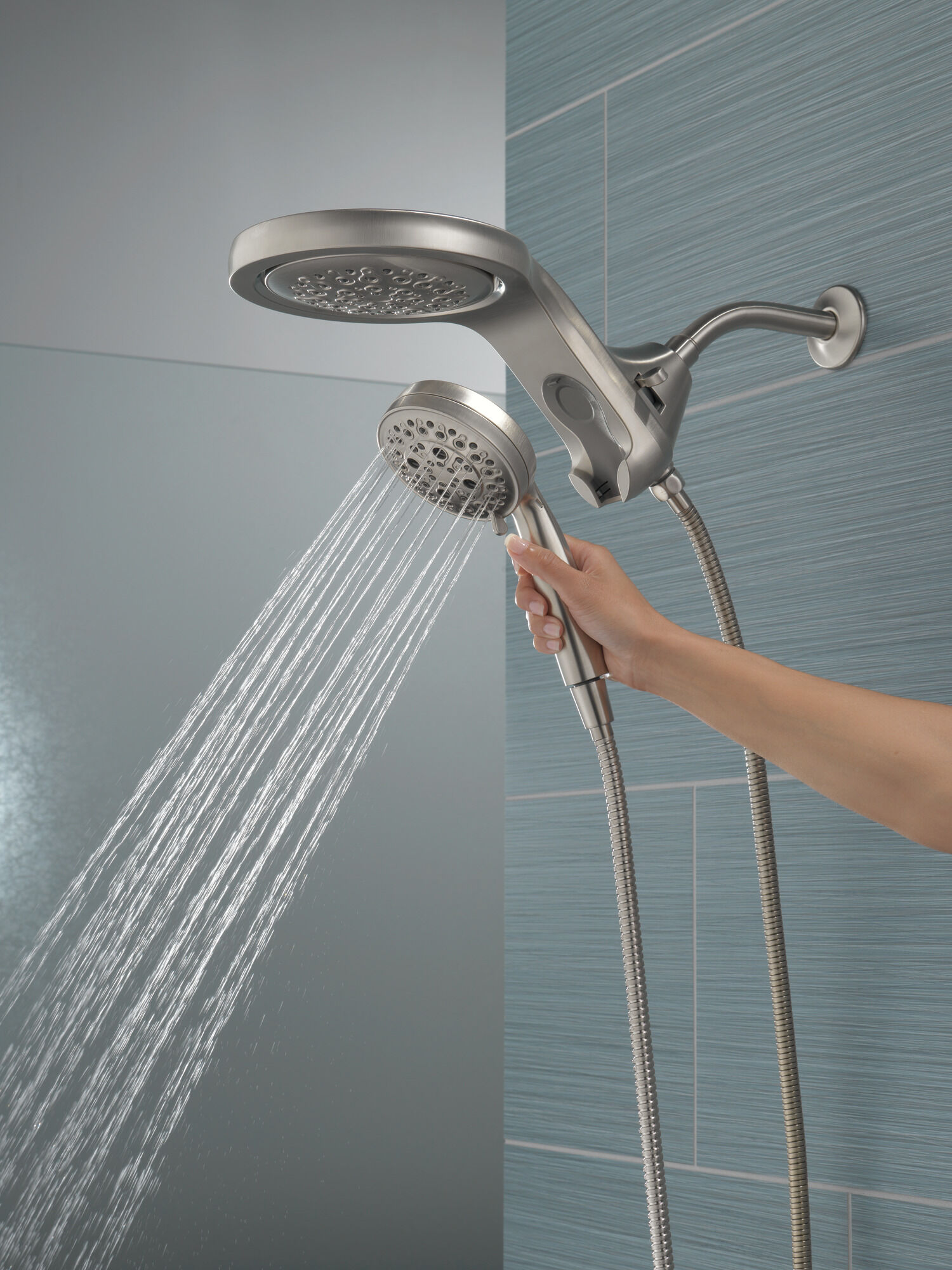 58680-SS HydroRain® H2Okinetic® 5-регулировочная душевая лейка два в одном Delta Faucet Universal Showering Нержавеющая сталь  - Вид №7