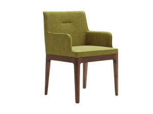 Тканевый стул с подлокотниками