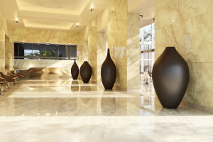 Ваза из стекловолокна