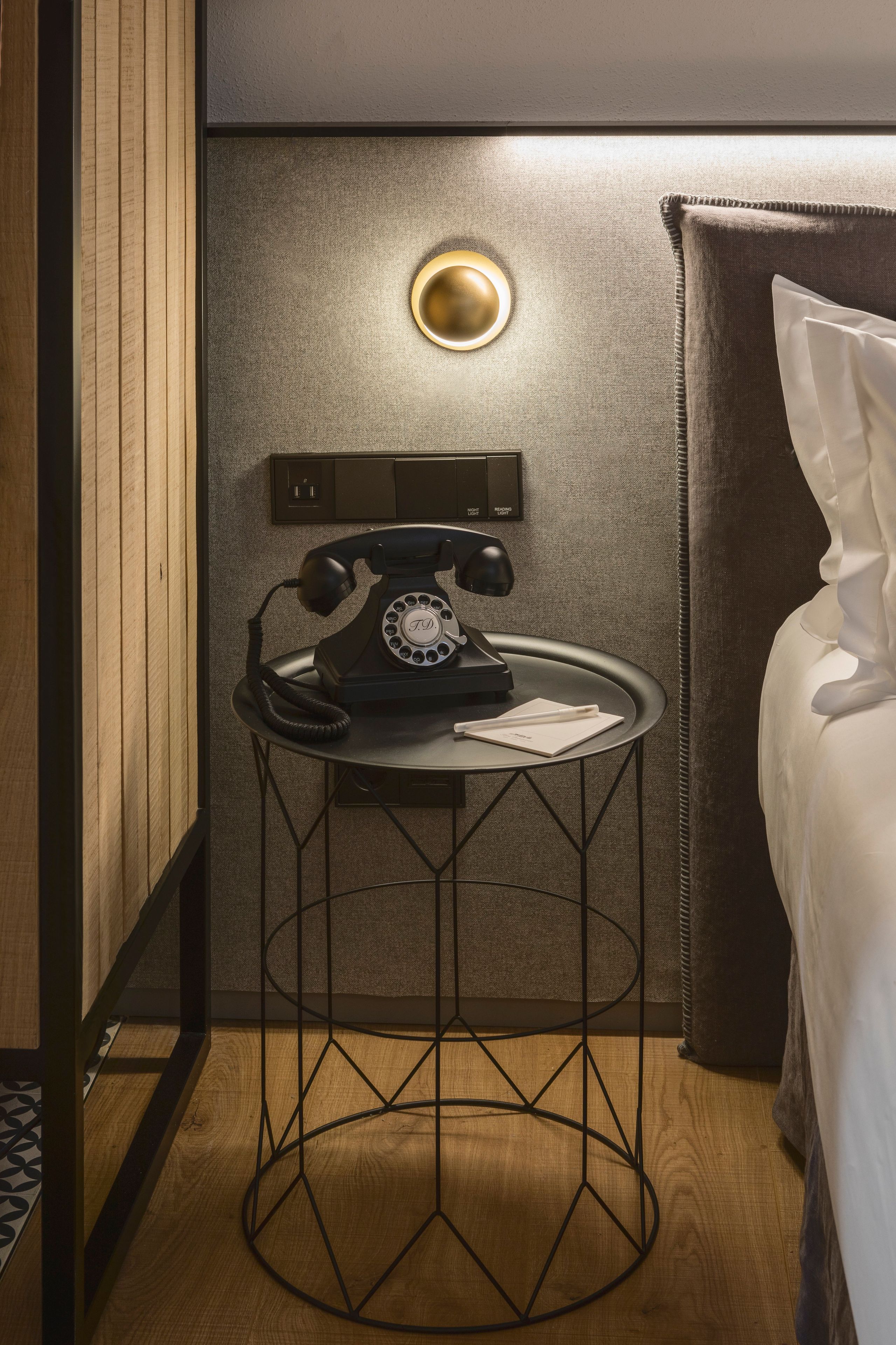 Металлический светодиодный светильник с регулируемой яркостью Estiluz ARCH-00099860 - Вид №4