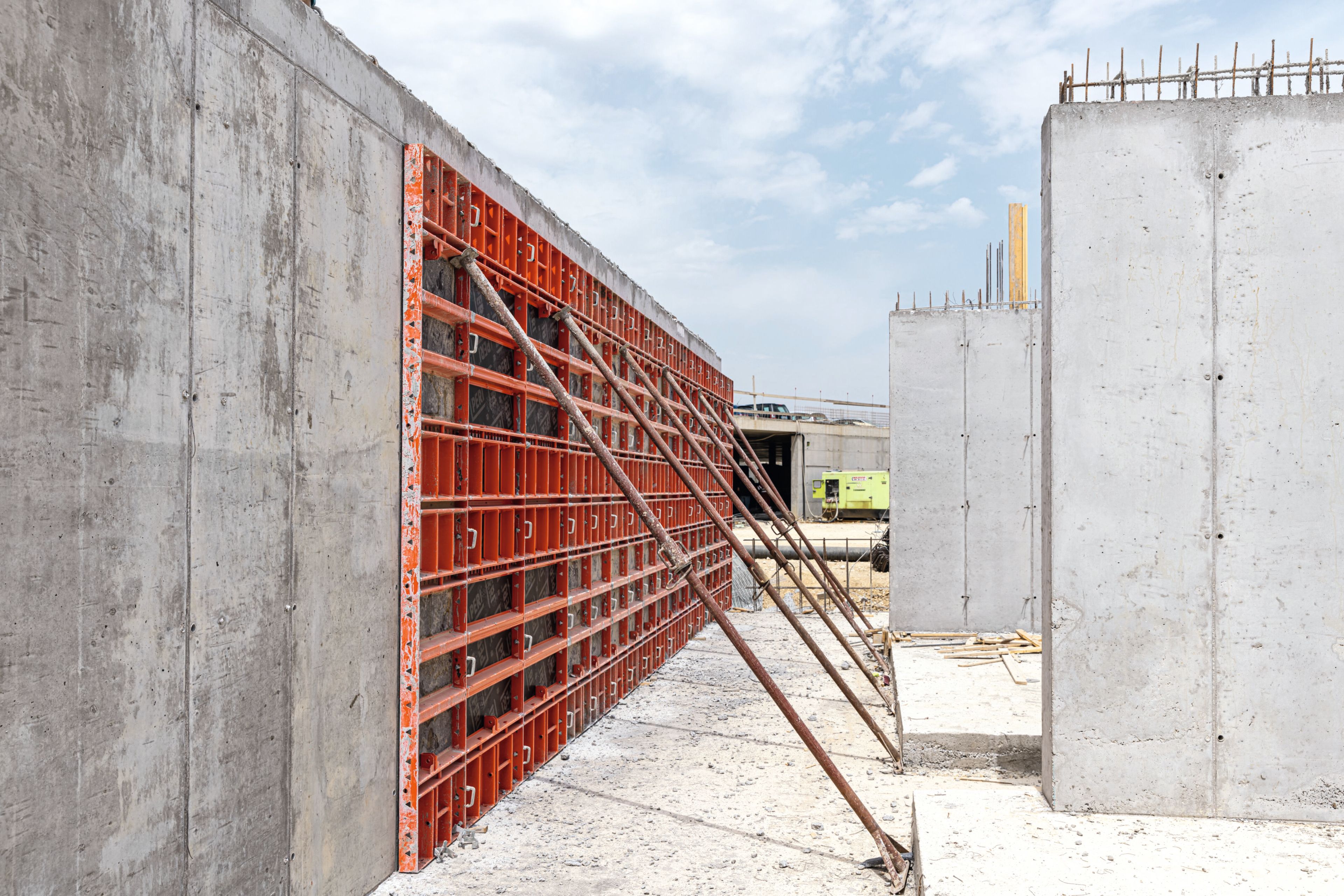 Система опалубки и опалубки для cls PERI HANDSET ALPHA ARCH-00080924