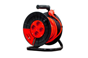 16484167 Удлинитель 1.5мм 15м PEC15-3X1.5-A MAGNETTA