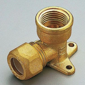 Водорозетка обжим-В с пластиковым кольцом TIEMME 12х1/2"