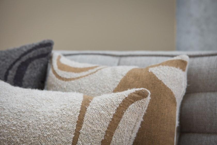 Ethnicraft Прямоугольная подушка из ткани Refined layers 21032/21033 - Вид №10