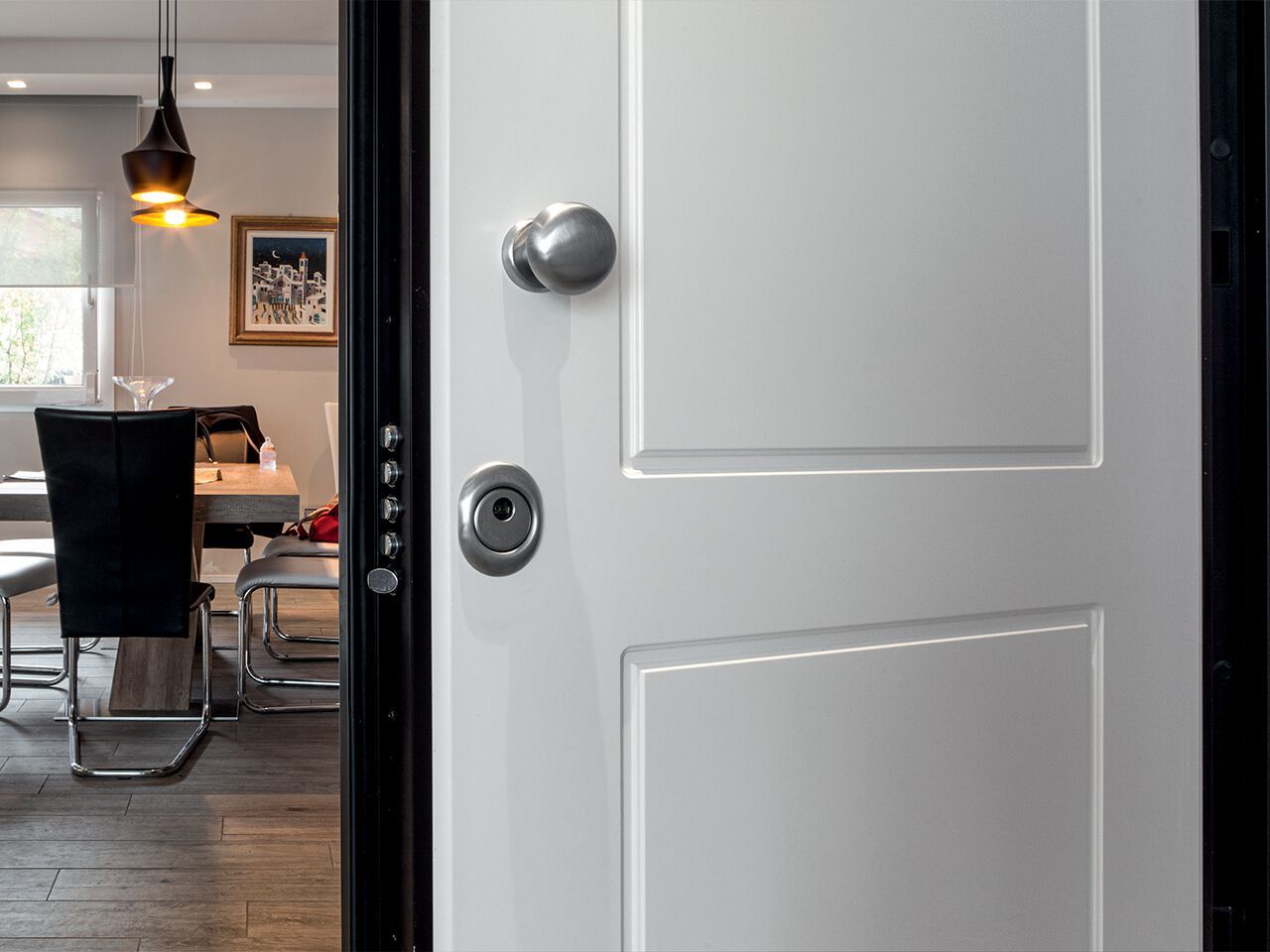 Бронированная входная дверь с открытыми петлями Oikos Evolution ARCH-00056810 - Вид №2