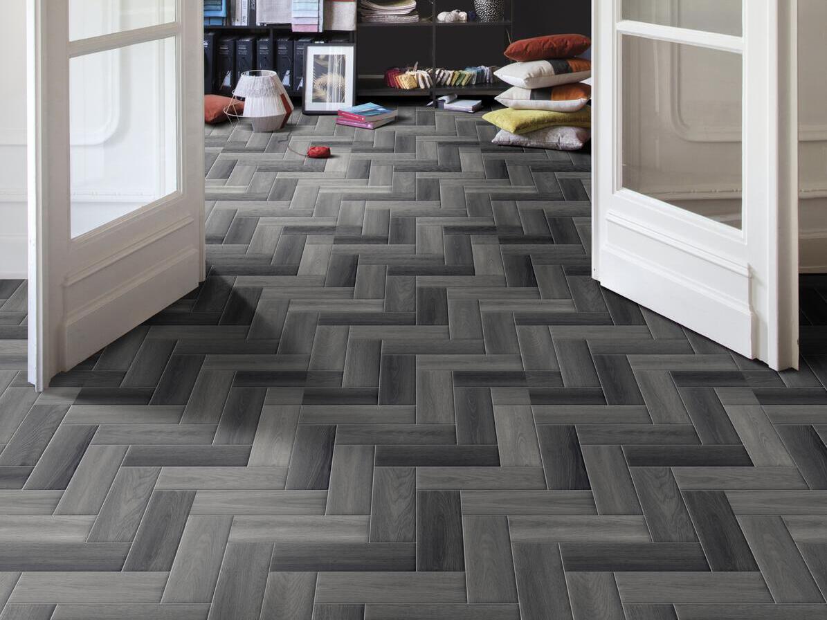 Нескользящий виниловый пол с эффектом дерева BEAUFLOR Hightex ARCH-00122896