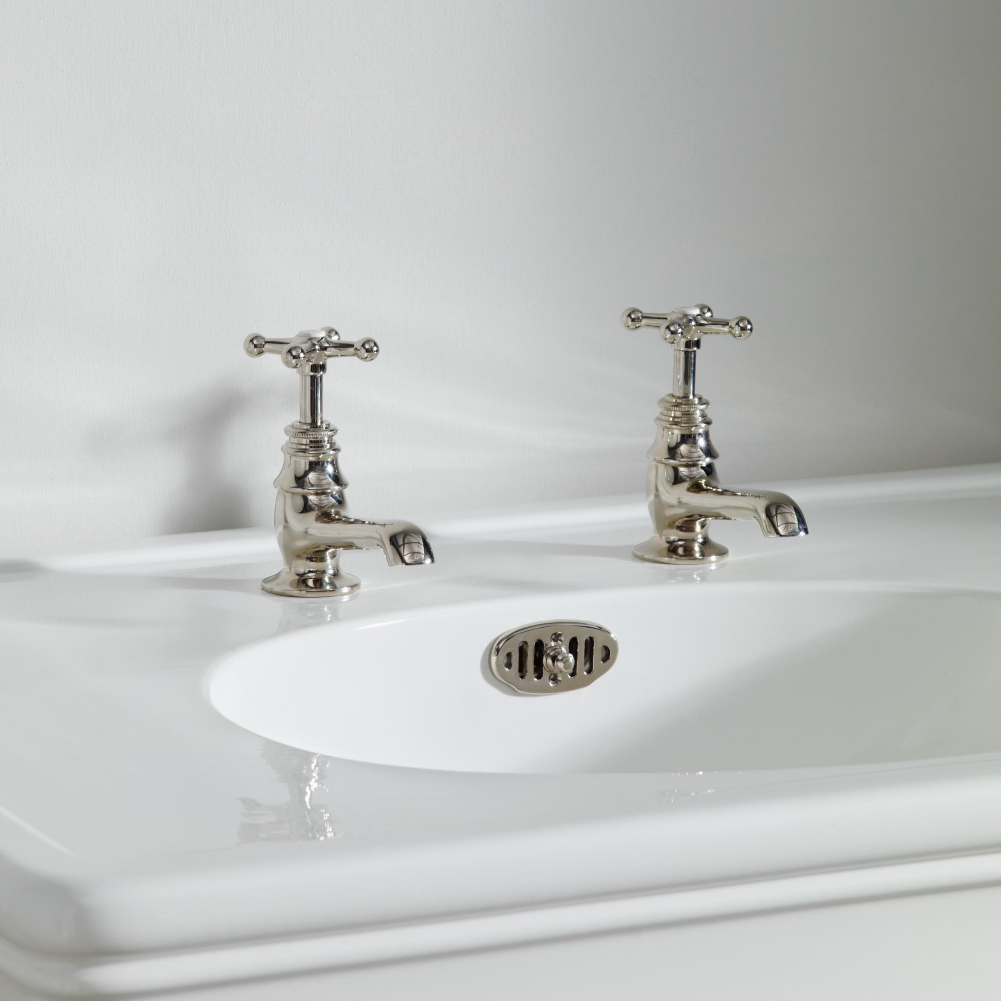 5-02-011 Смесители для раковины Soho pillar 4,5 " Soho The water monopoly