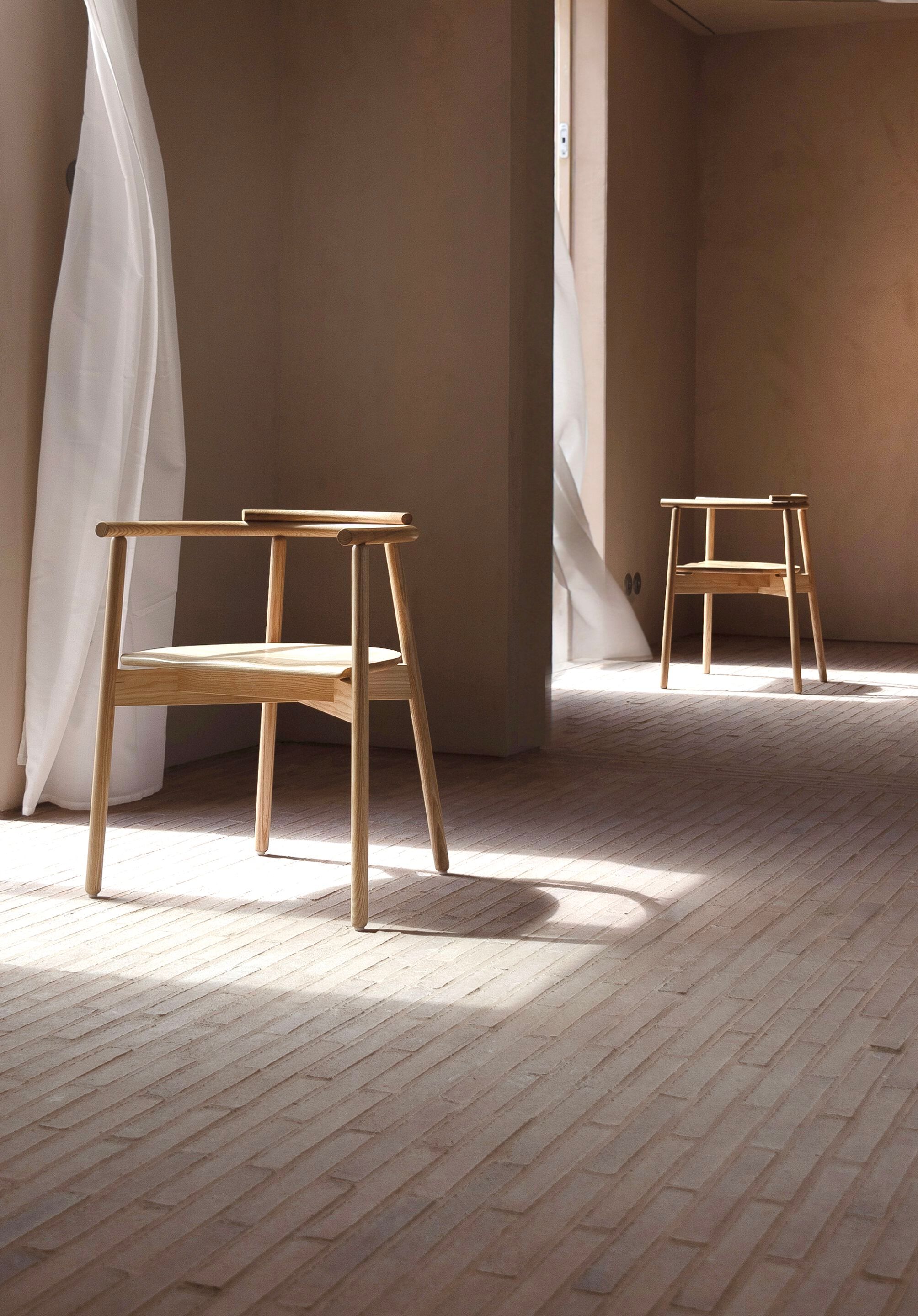 Деревянный стул с подлокотниками Branca Lisboa MARS ARCH-00110426 - Вид №4